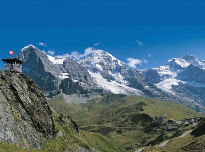 83_Kleine_Scheidegg_Jungfraubahnen - Schoene Aussichten Touristik